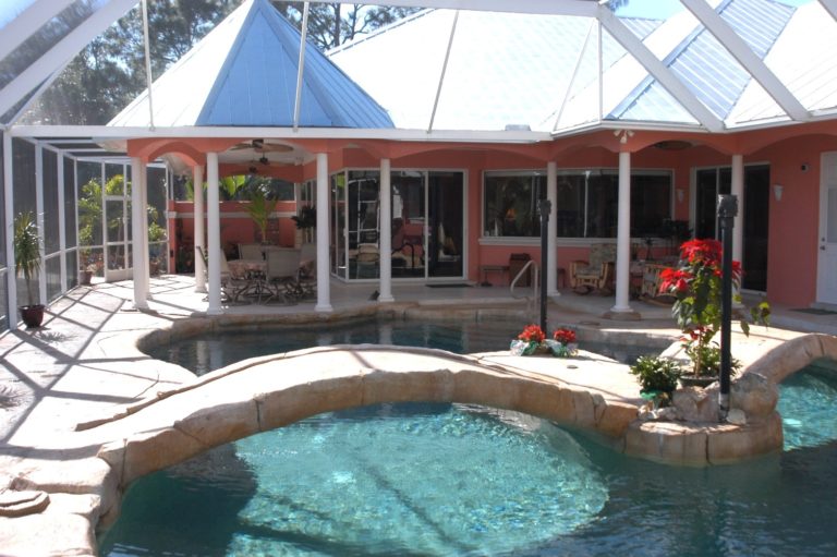 Custom pool at Weintraub residence by J.F. Smith Building Contractors, Lee County FL